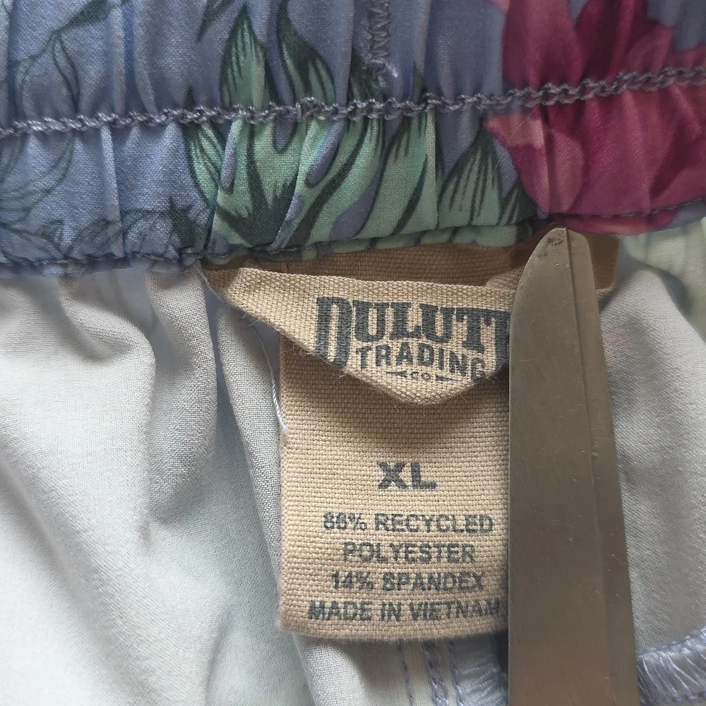 Duluth Trading Co Spring Vacation Blue Floral Skirt Size XL Pockets - Picture 7 of 11